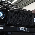 Land Rover Defender 90